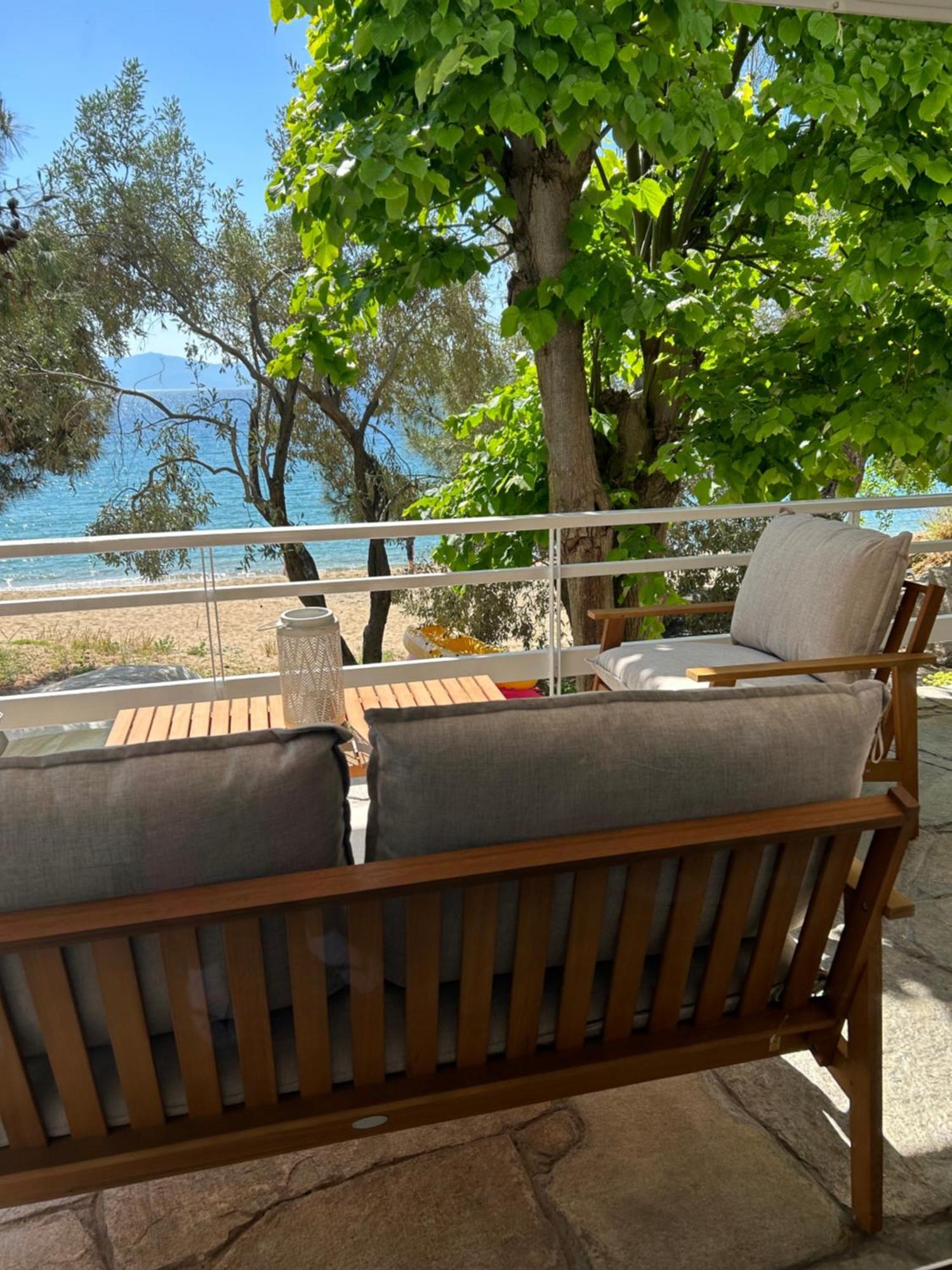 Secret Bay Apartment Palaiontsiflikion Ngoại thất bức ảnh